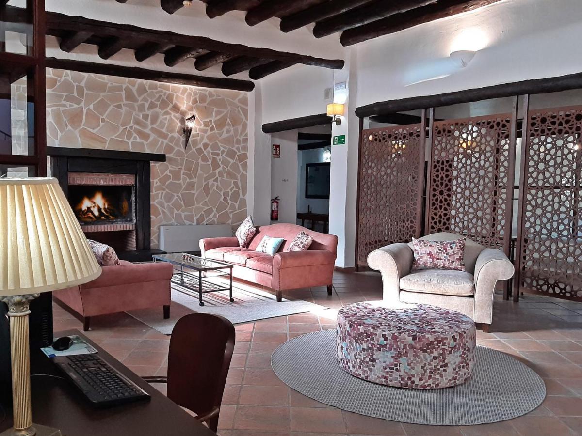 Hotel Apartamento Nueva Alcazaba Busquistar Bagian luar foto