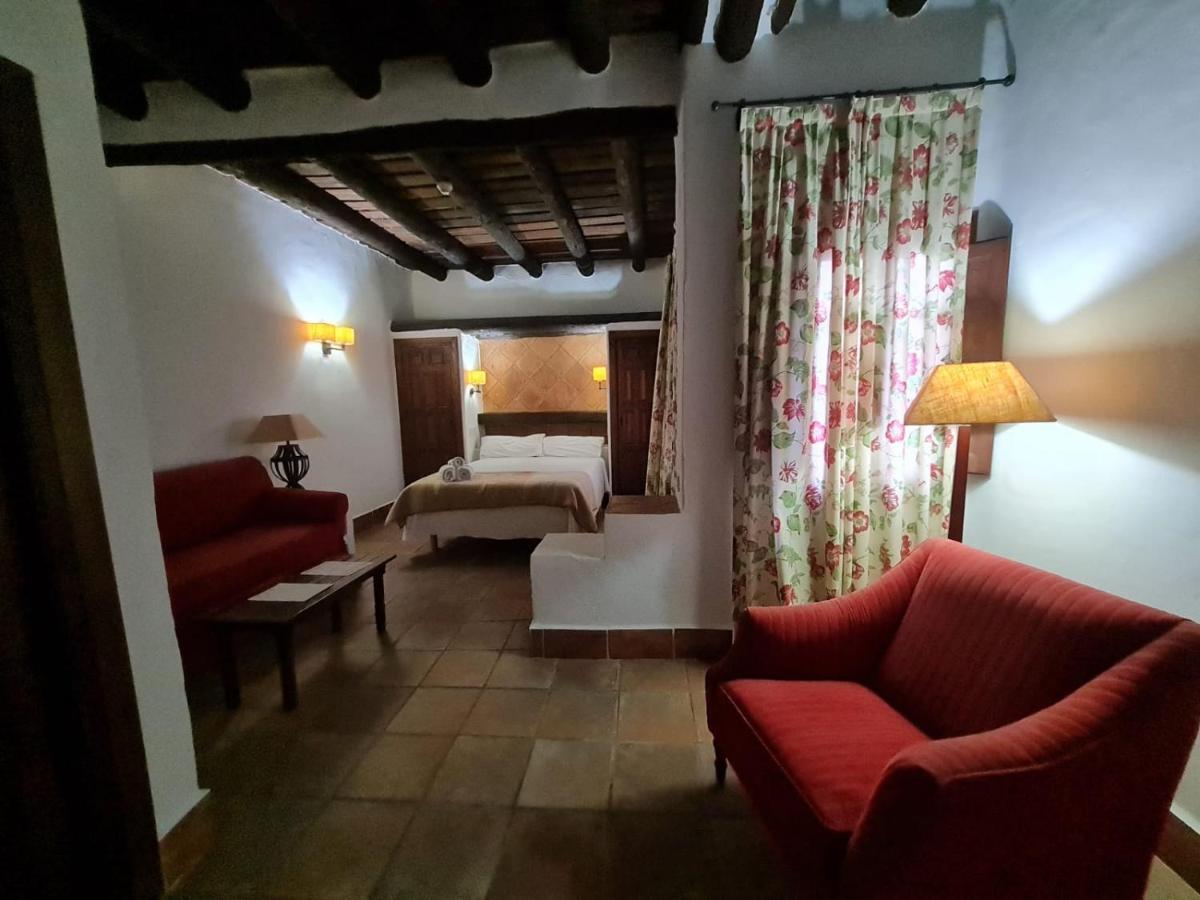 Hotel Apartamento Nueva Alcazaba Busquistar Bagian luar foto